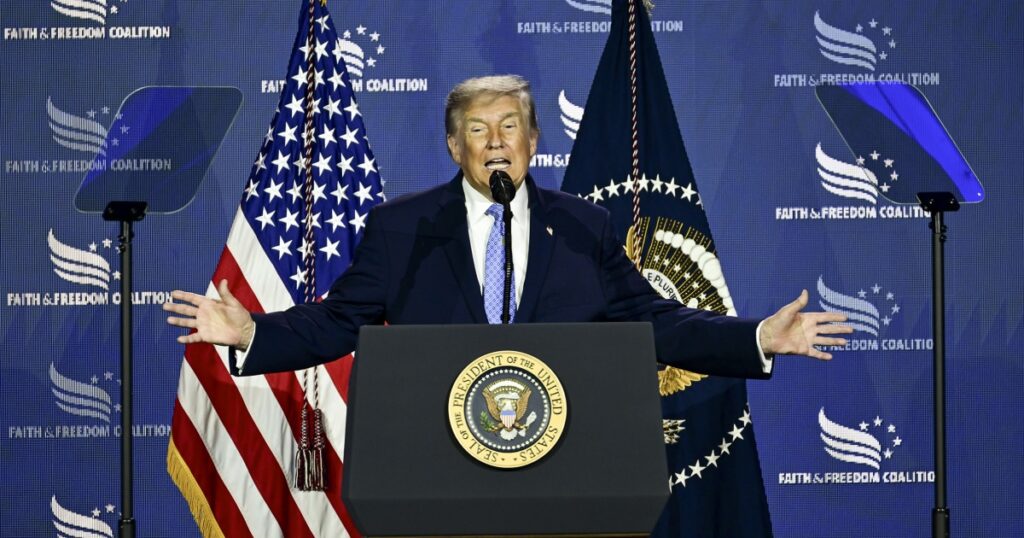 A Trump commission urges ‘bridges’ between church and state in sweeping draft report