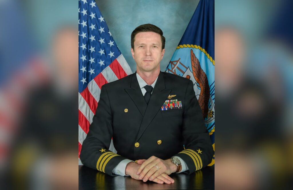 Squadron commanding officer identified as Navy aviator killed in downed helicopter Squadron commanding officer identified as Navy aviator killed in downed helicopter