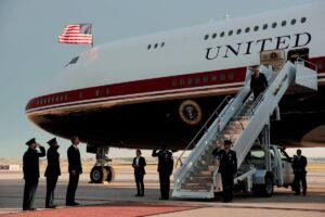 Boeing attributes 0 million loss in second quarter to Air Force One program