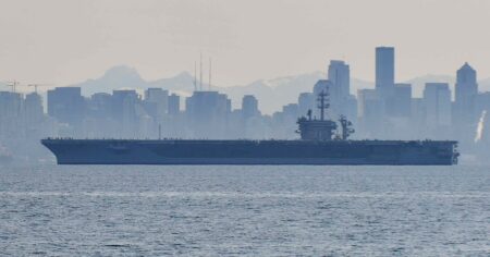 US Navy moving forward on West Coast dock for aircraft carriers