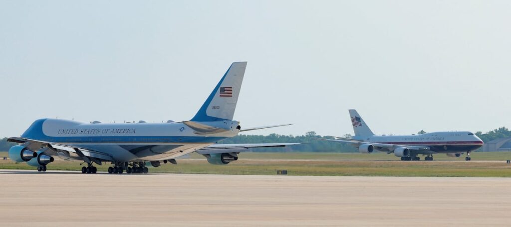 Trump flies old Air Force One out of Turkey, switches to new jet in Britain for trip home Trump flies old Air Force One out of Turkey, switches to new jet in Britain for trip home