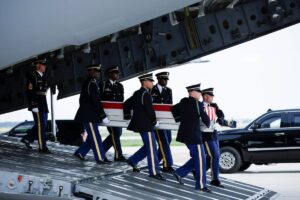 4 US soldiers killed in Iran war return to American soil 4 US soldiers killed in Iran war return to American soil
