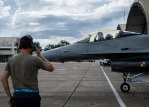 Air Force begins piloted flights, autonomy tests for modified F-16s Air Force begins piloted flights, autonomy tests for modified F-16s