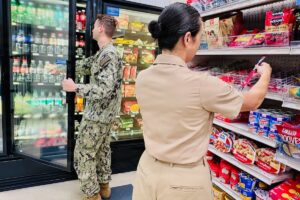 ‘Thanks, it has pockets!’: Service Khaki slacks featuring back pockets now available to female sailors ‘Thanks, it has pockets!’: Service Khaki slacks featuring back pockets now available to female sailors