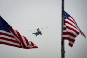 Marine One crew failed to reach air traffic control before safety incident, NTSB says