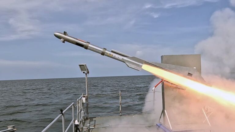 Pentagon awards contract in race to field cheaper interceptors, missiles Pentagon awards contract in race to field cheaper interceptors, missiles