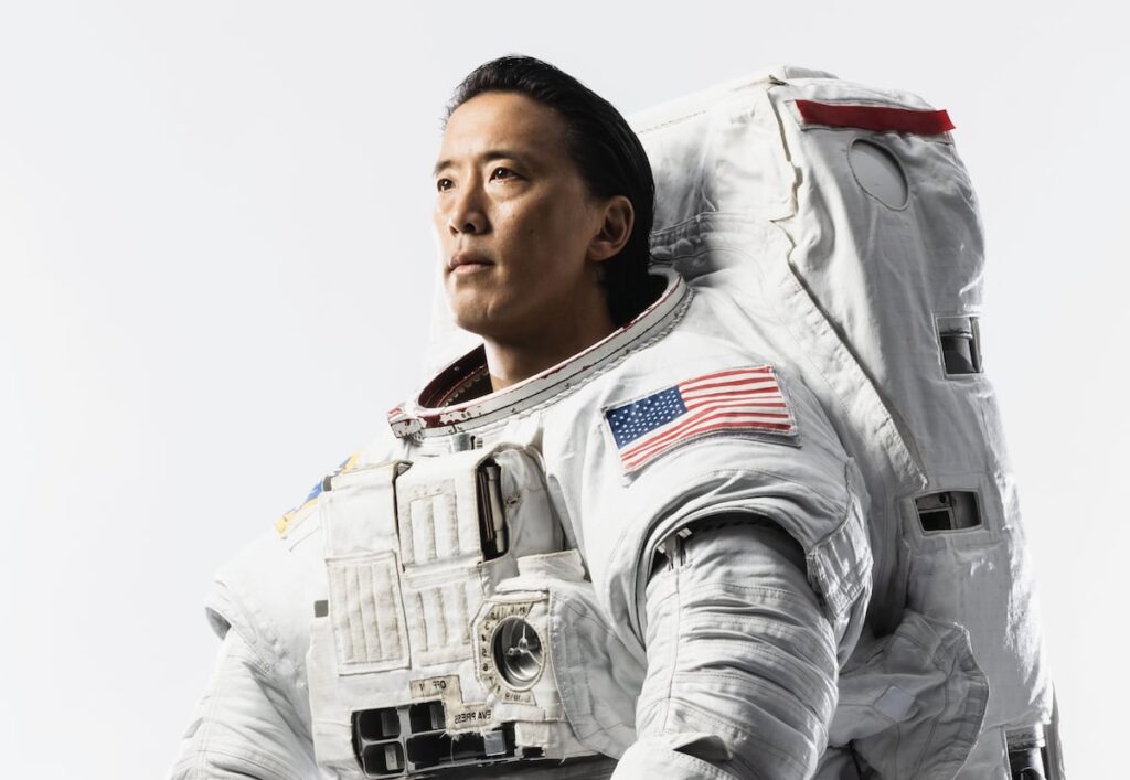 Jonny Kim’s resume already lists Navy SEAL, astronaut, doctor. He’s now returning to active duty. Jonny Kim’s resume already lists Navy SEAL, astronaut, doctor. He’s now returning to active duty.