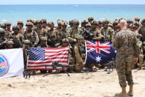 US Marines roam far and wide from temporary Darwin base US Marines roam far and wide from temporary Darwin base