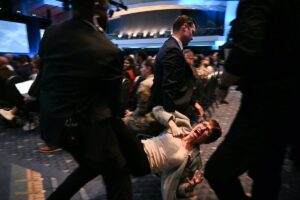 ‘You’re a coward’: Protesters heckle Hegseth during AUSA panel ‘You’re a coward’: Protesters heckle Hegseth during AUSA panel